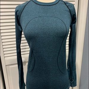 Lululemon swiftly tech long sleeve shirt